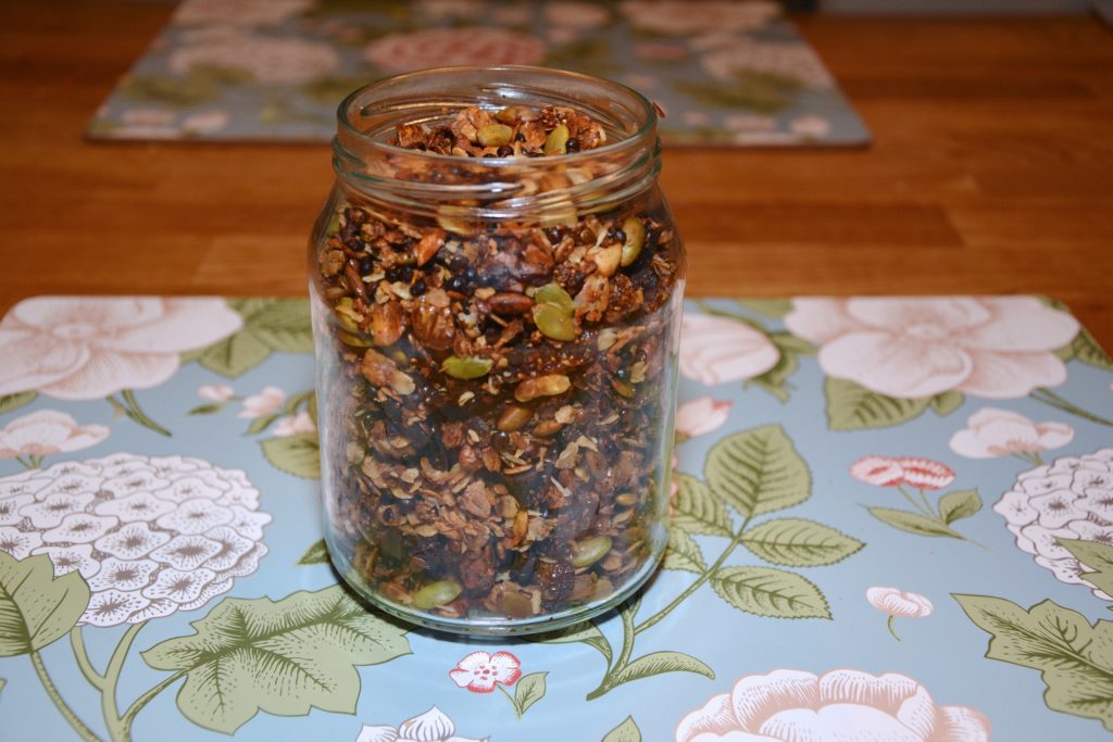 Granola med svarta linser