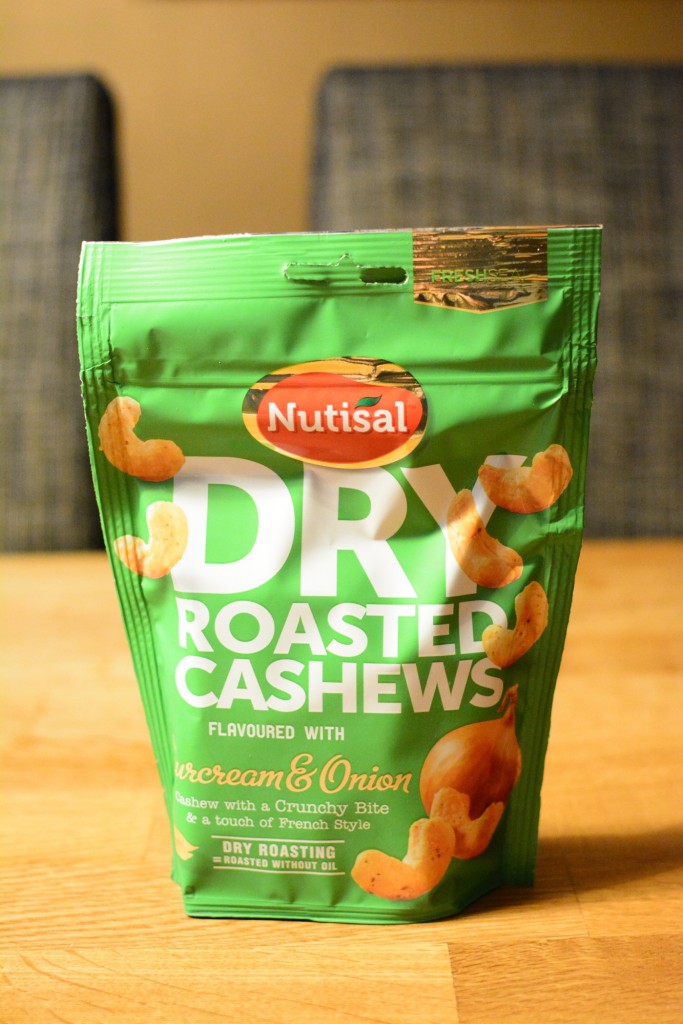Nutisal Dry Roasted Cashews Sourcream & Onion
