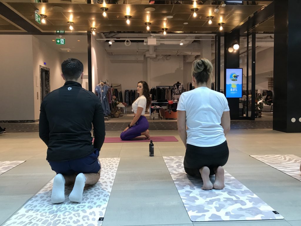 Yin Yoga i Gallerian med Isabel Lestapier Isoz