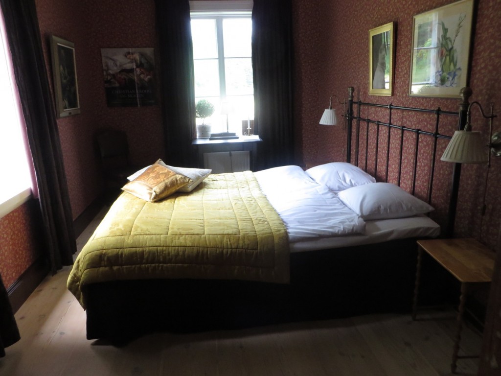 Fina rum med sköna sängar.