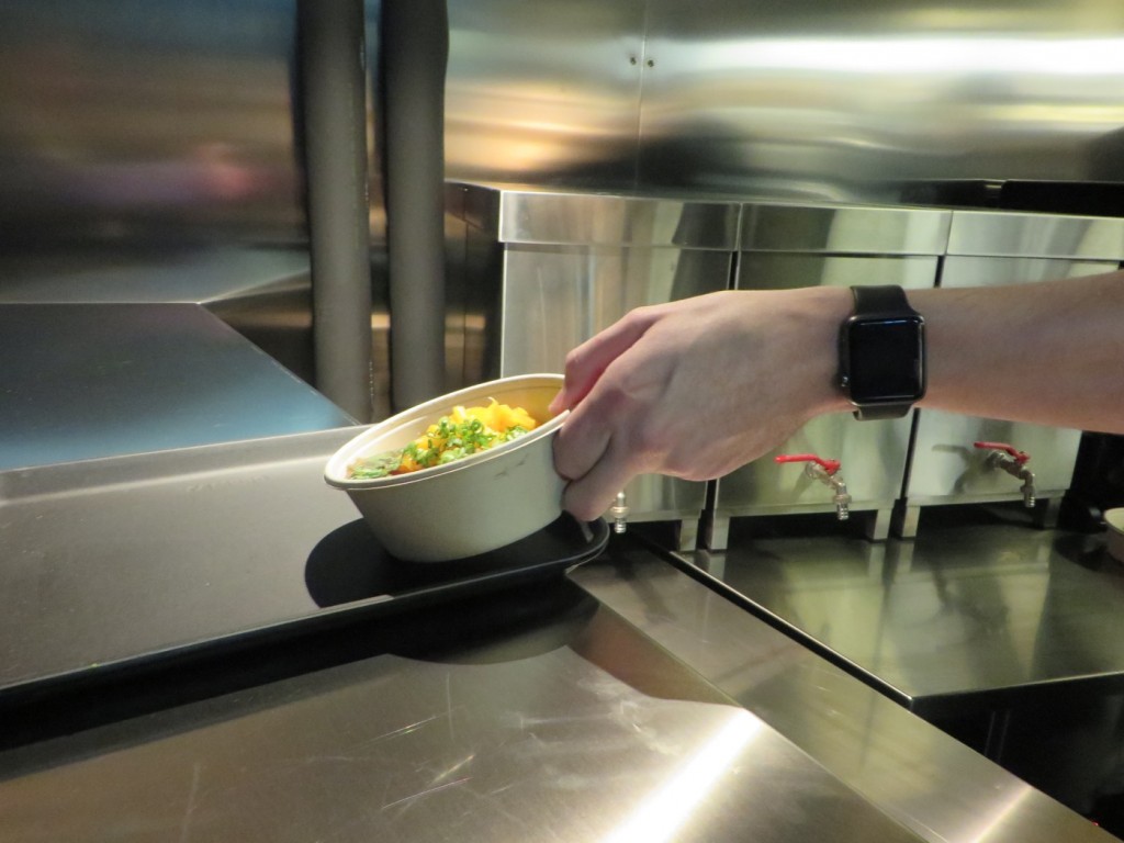 Jag blir serverad av Adam&Albin