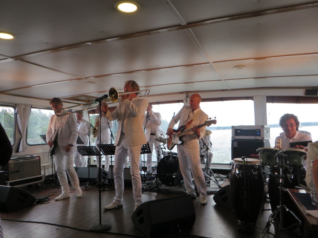 Cotton Club kör igång och vilket DRAG!