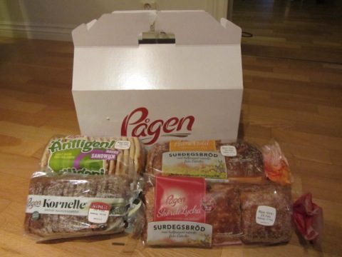 En låda med spännande brödnyheter från Pågen
