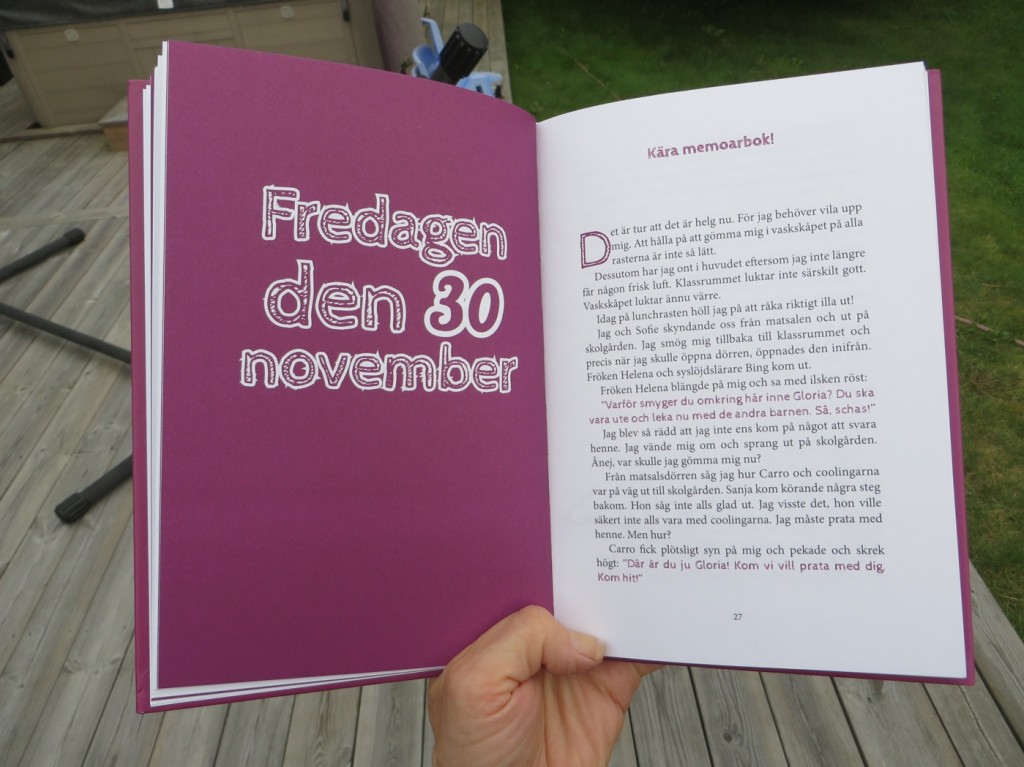 Boken är skriven i dagboksformat