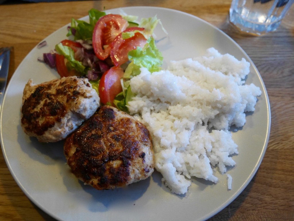Kycklingbiffar med kokosris