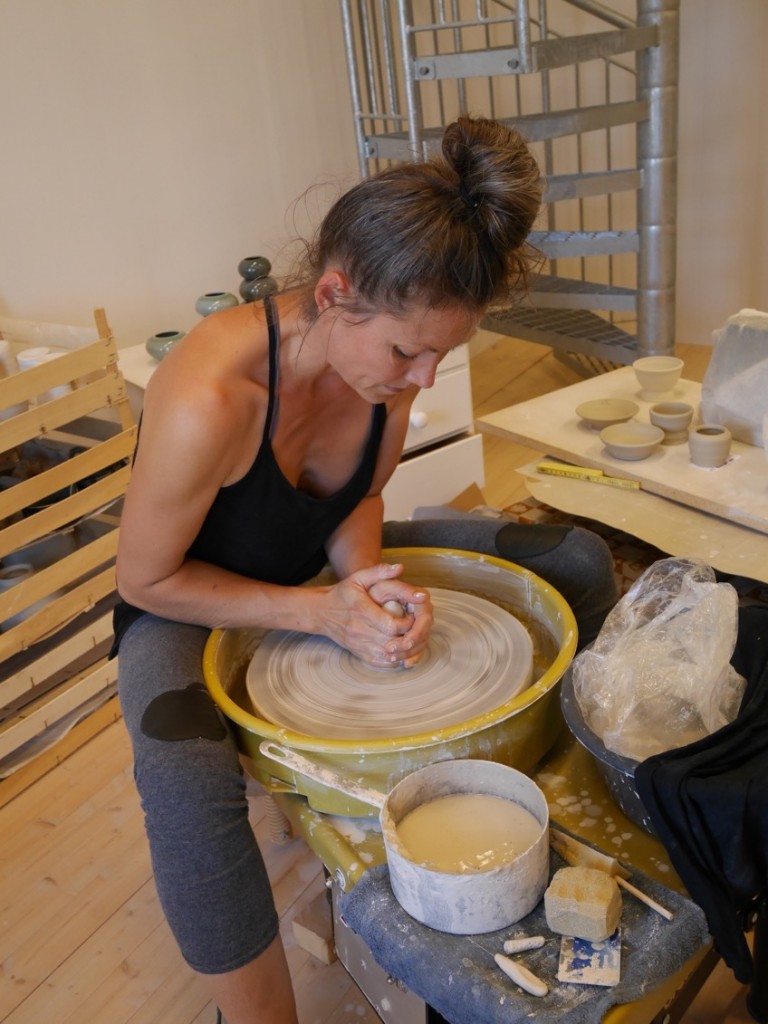 Keramiker Mia Englunds verkstad och butik.