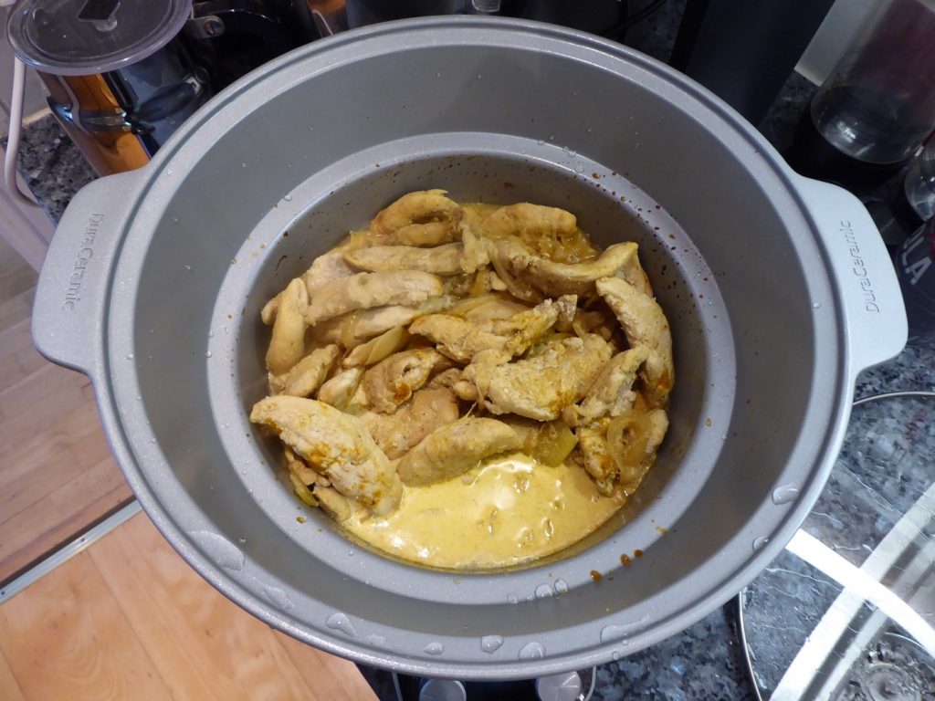 Kyckling i mild currysås
