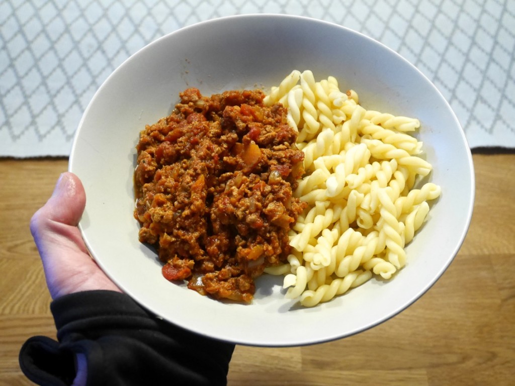 Vegansk färssås och pasta.