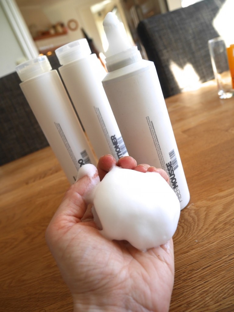 Underbart mjukt och väldoftande hårmousse.