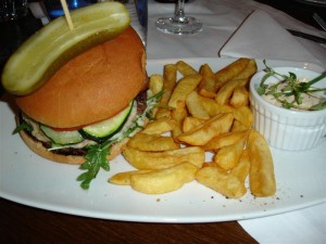 Holiday Clubs hamburgertallrik