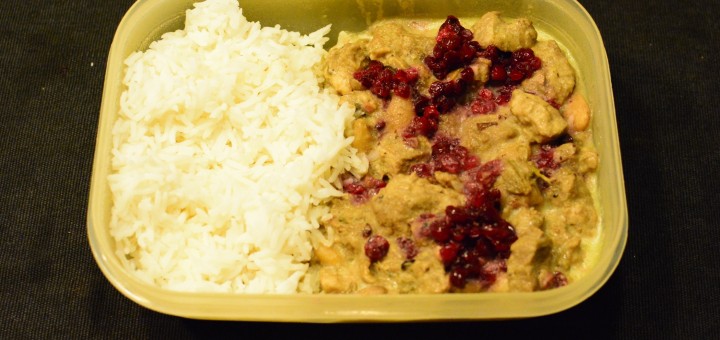 Krämig gryta med mandel och russin