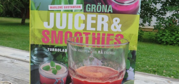 Renande röd bakisdricka
