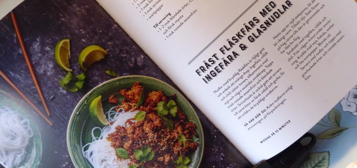 Fräst fläskfärs med ingefära och glasnudlar