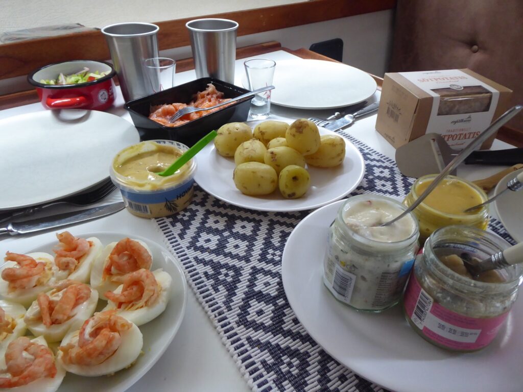 Lunch med tema havets läckerheter!