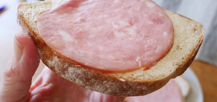 Tummen upp för Sörmländsk surdegslimpa.