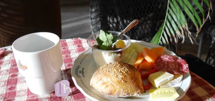 Frukost i den här miljön alltså!!!